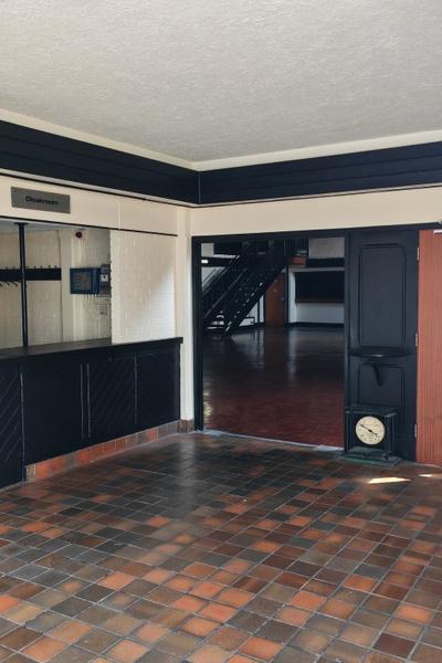 Picture of foyer at Freight House